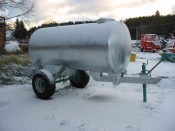Mobiln - pojzdn napjeka 4000 l